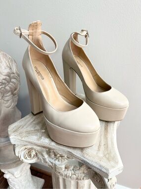 Tony Bianco Nude Platform Mary Jane Heels Women’s 6.5